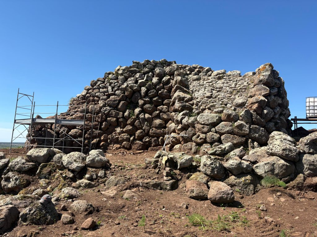 Birori. Scavo e restauro del Nuraghe Miuddu